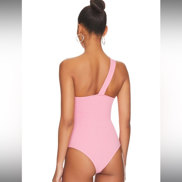 Superdown One Shoulder Bodysuit - Picture 3 of 4